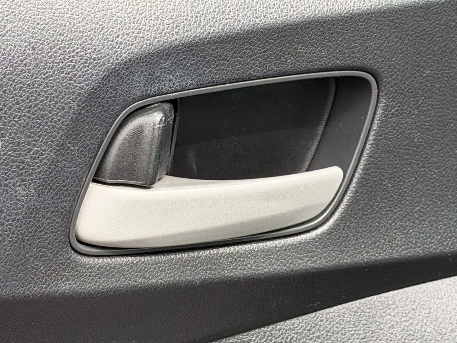 Used 2016 Honda CR-V LX image 17