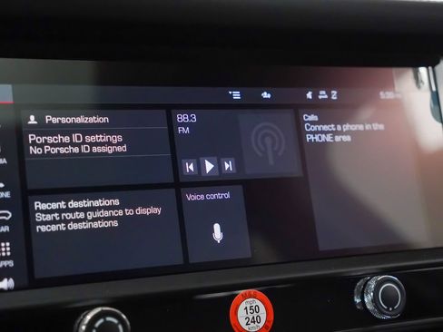 Certified 2026 Porsche Macan AWD/4WD image 27