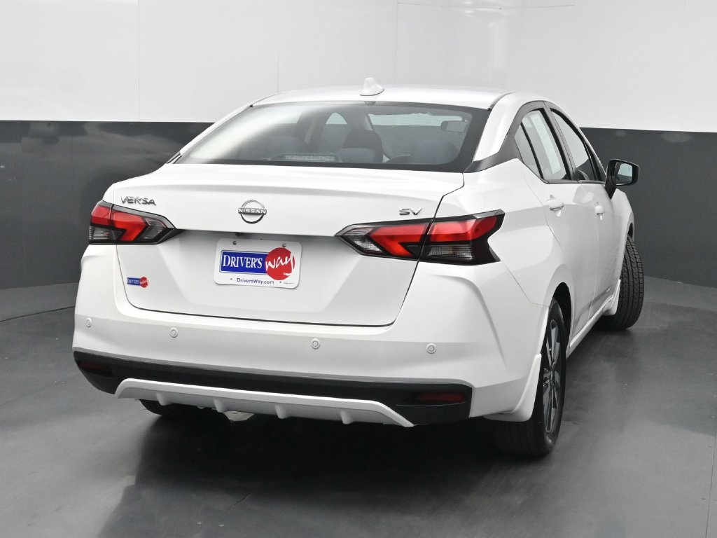 Used 2024 Nissan Versa SV w/ Trunk Package FWD image 39