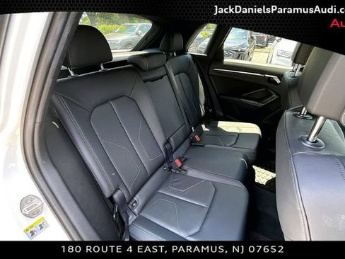 Used 2024 Audi Q3 2.0T Premium AWD/4WD image 19