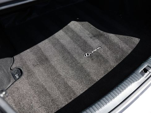 Used 2016 Lexus IS 200t image 28