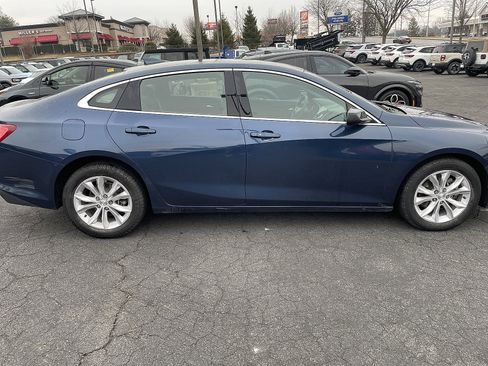 Used 2019 Chevrolet Malibu LT image 16