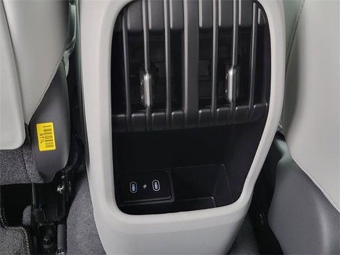 New 2026 Hyundai Kona SEL Premium image 11