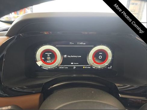 Used 2023 Nissan Pathfinder Platinum AWD/4WD image 4
