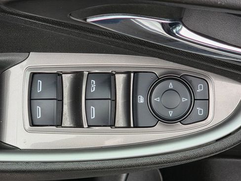 Used 2025 Chevrolet Malibu LT FWD image 13