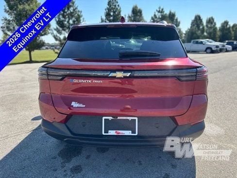 New 2026 Chevrolet Equinox EV LT image 4