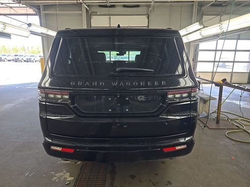 Used 2024 Jeep Grand Wagoneer Series II w/ Quick Order Packagew 28T AWD/4WD image 3