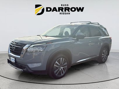 Certified 2022 Nissan Pathfinder Platinum w/ Cargo Package