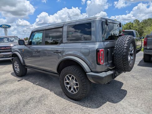 Certified 2025 Ford Bronco Badlands AWD/4WD image 6