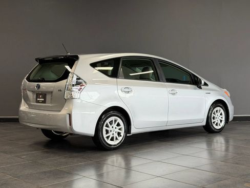 Used 2012 Toyota Prius V Two FWD image 5