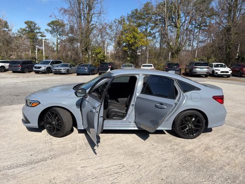 Used 2022 Honda Civic Sport image 17