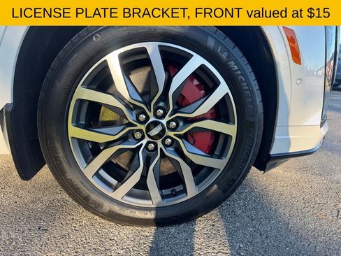 Used 2023 Cadillac XT6 Sport w/ Technology Package image 8