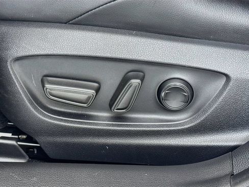 Used 2021 Toyota Corolla XSE FWD image 16