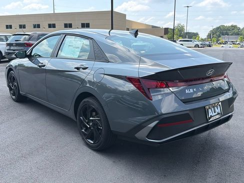 New 2026 Hyundai Elantra Sport FWD image 4