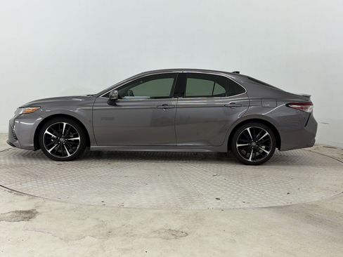 Used 2019 Toyota Camry XSE w/ Driver Assist Package FWD image 2