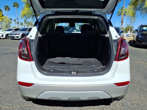 Used 2021 Buick Encore Preferred w/ Safety Package image 10