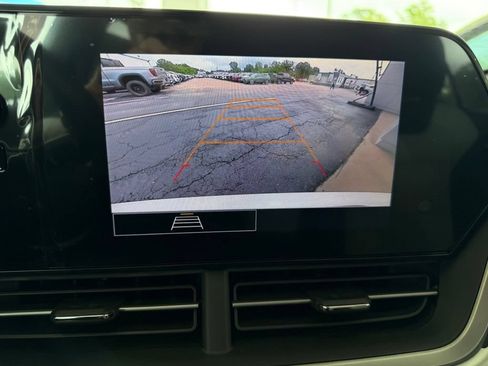 New 2026 Chevrolet Trax LS w/ LS Convenience Package FWD image 27