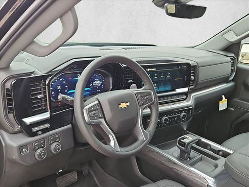 New 2026 Chevrolet Silverado 1500 LTZ w/ LTZ Premium Texas Edition AWD/4WD image 3
