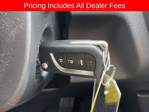 Used 2018 Toyota Camry LE FWD image 24