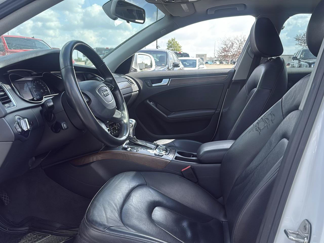 Used 2015 Audi A4 2.0T Premium w/ Audi MMI Navigation FWD image 12