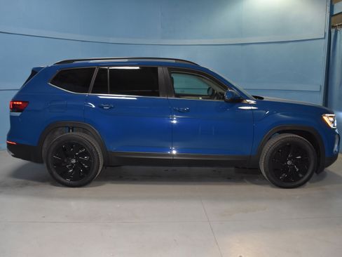 New 2026 Volkswagen Atlas SE image 18