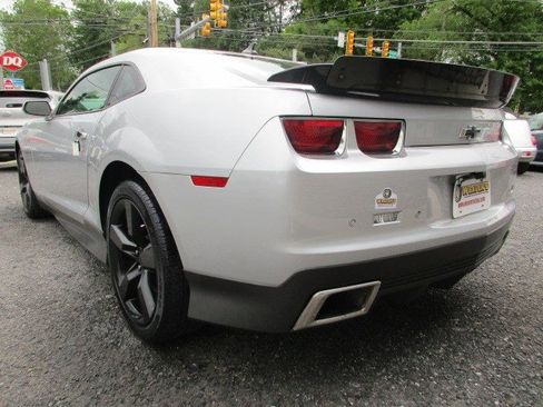 Used 2010 Chevrolet Camaro LT w/ LPO, Ground Effects Package RWD image 6