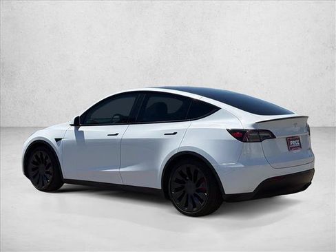 Used 2023 Tesla Model Y Performance AWD/4WD image 7