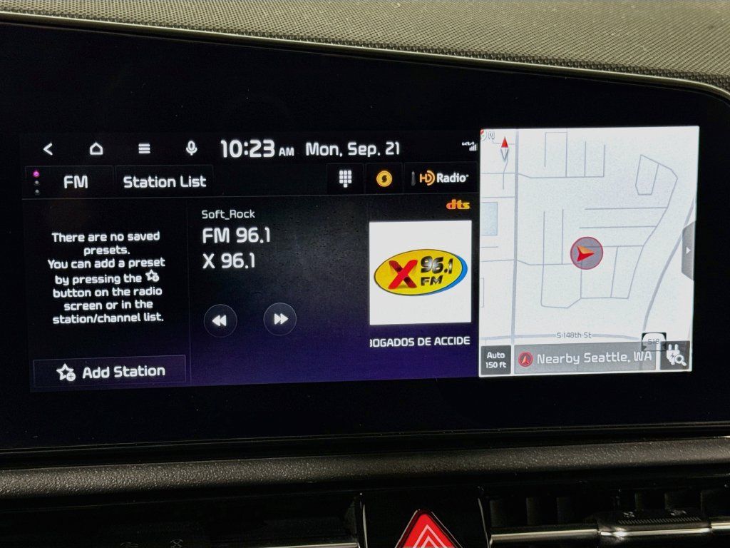 Used 2023 Kia Niro Wave w/ Wave Preserve Package FWD image 32