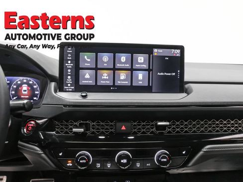 Used 2025 Honda Accord Sport image 12