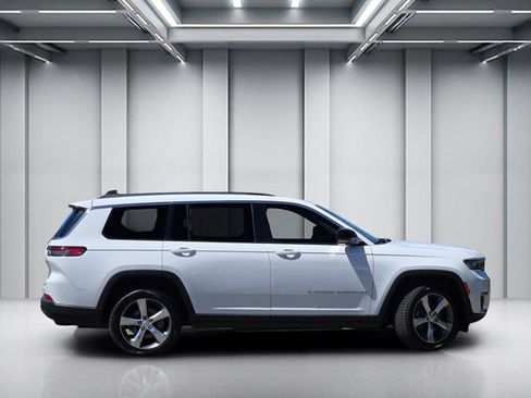 Used 2021 Jeep Grand Cherokee L Limited AWD/4WD image 3