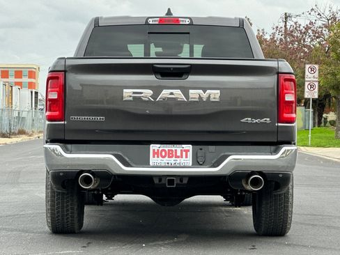 New 2026 RAM 1500 4x4 Crew Cab image 4