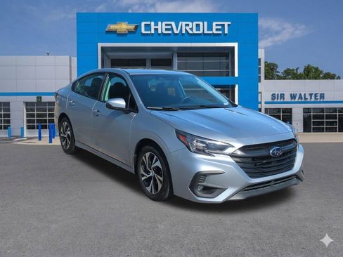 Used 2025 Subaru Legacy Premium image 8