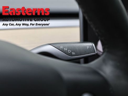 Used 2023 Tesla Model 3 Standard Range image 13