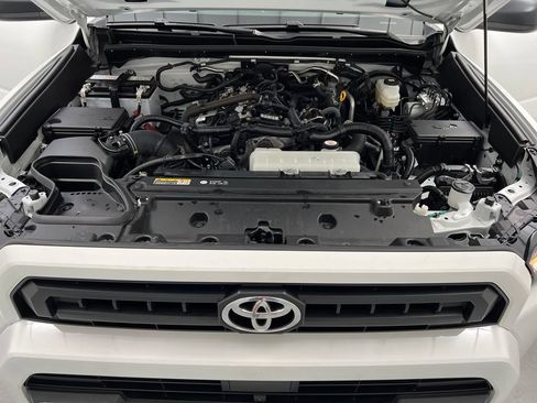 Used 2025 Toyota 4Runner SR5 AWD/4WD image 71