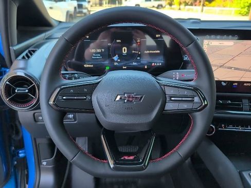 New 2026 Chevrolet Equinox EV RS image 19