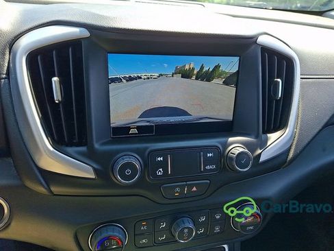 Certified 2023 GMC Terrain SLT FWD image 18