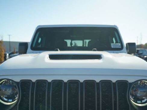 New 2026 Jeep Gladiator Mojave image 39
