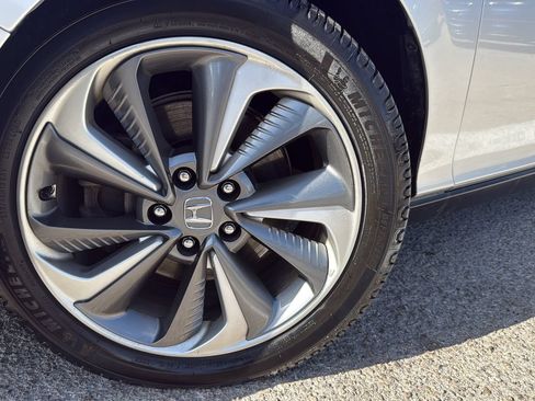 Used 2018 Honda Clarity Touring image 28