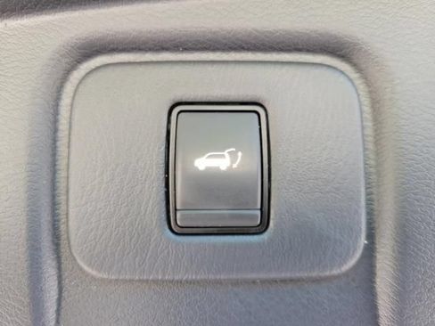 Used 2017 Nissan Murano Platinum AWD/4WD image 9