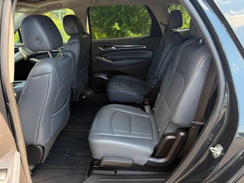 Used 2021 Buick Enclave Essence w/ Sound and Sites Package AWD/4WD image 7