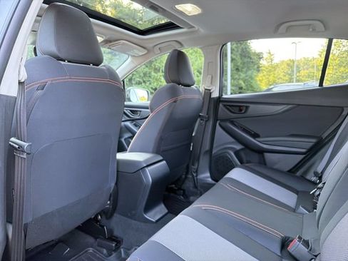 Used 2022 Subaru Crosstrek 2.0i Premium w/ Moonroof Package AWD/4WD image 12