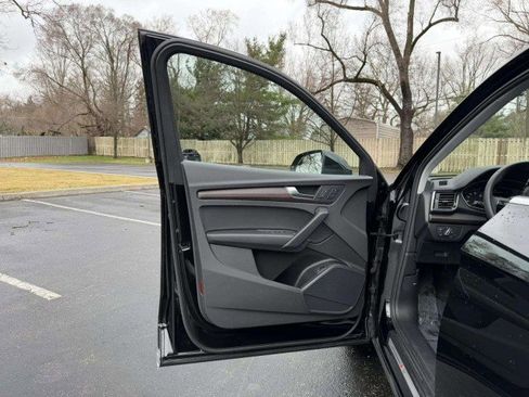 Used 2022 Audi Q5 2.0T Premium image 18