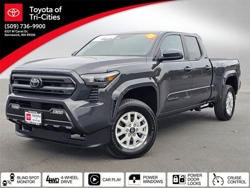 Used 2025 Toyota Tacoma SR5 image 1