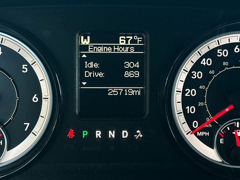 Used 2017 RAM 2500 Tradesman w/ Chrome Appearance Group image 22