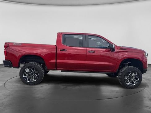 Used 2024 Chevrolet Silverado 1500 LT Trail Boss w/ LT Trail Boss Premium Package AWD/4WD image 18