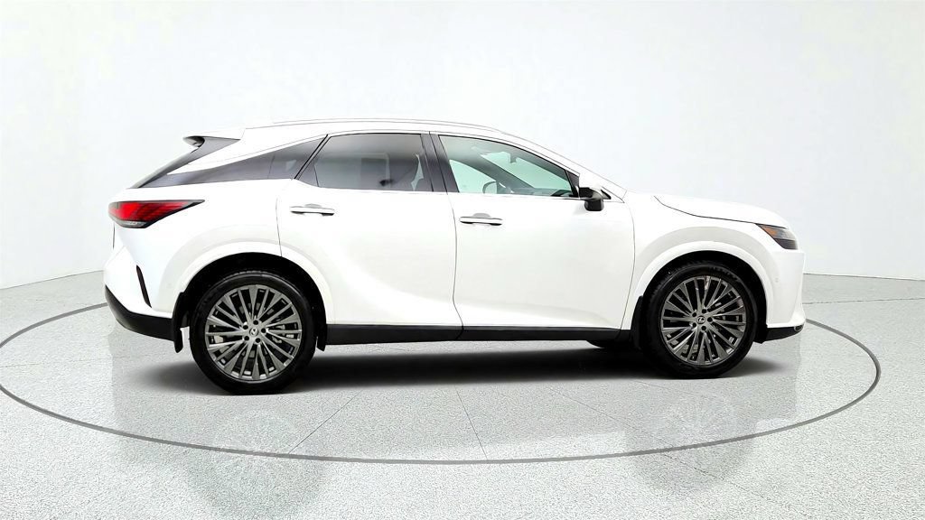 Used 2023 Lexus RX 350 FWD w/ Accessory Package (K3) image 4