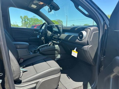 New 2026 Chevrolet Colorado LT w/ LT Convenience Package AWD/4WD image 14