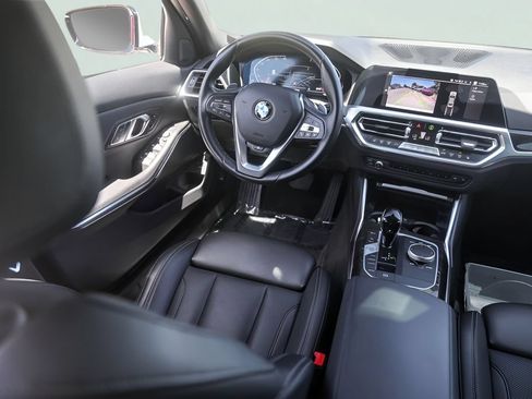 Used 2022 BMW 330i Sedan w/ Premium Package 2 RWD image 29