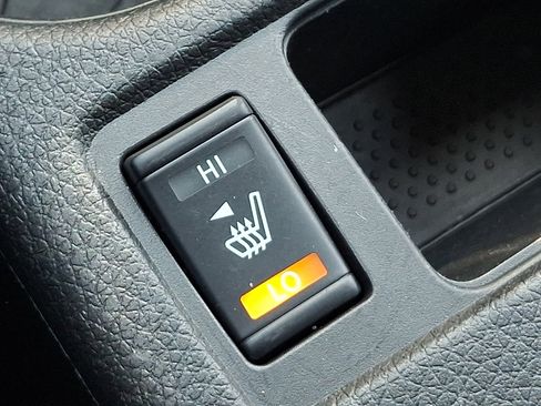 Used 2020 Nissan Rogue SV AWD/4WD image 26