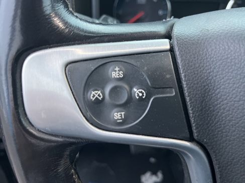 Used 2018 GMC Sierra 1500 SLE w/ SLE Value Package image 17